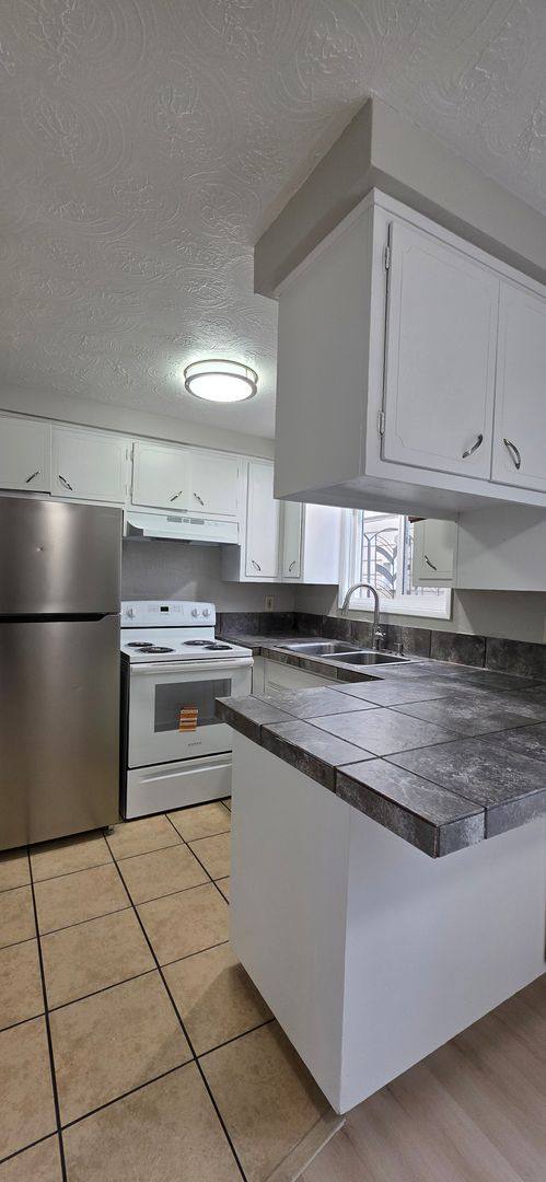 Apartment for rent at 455 W D St, Halsey, OR 97348