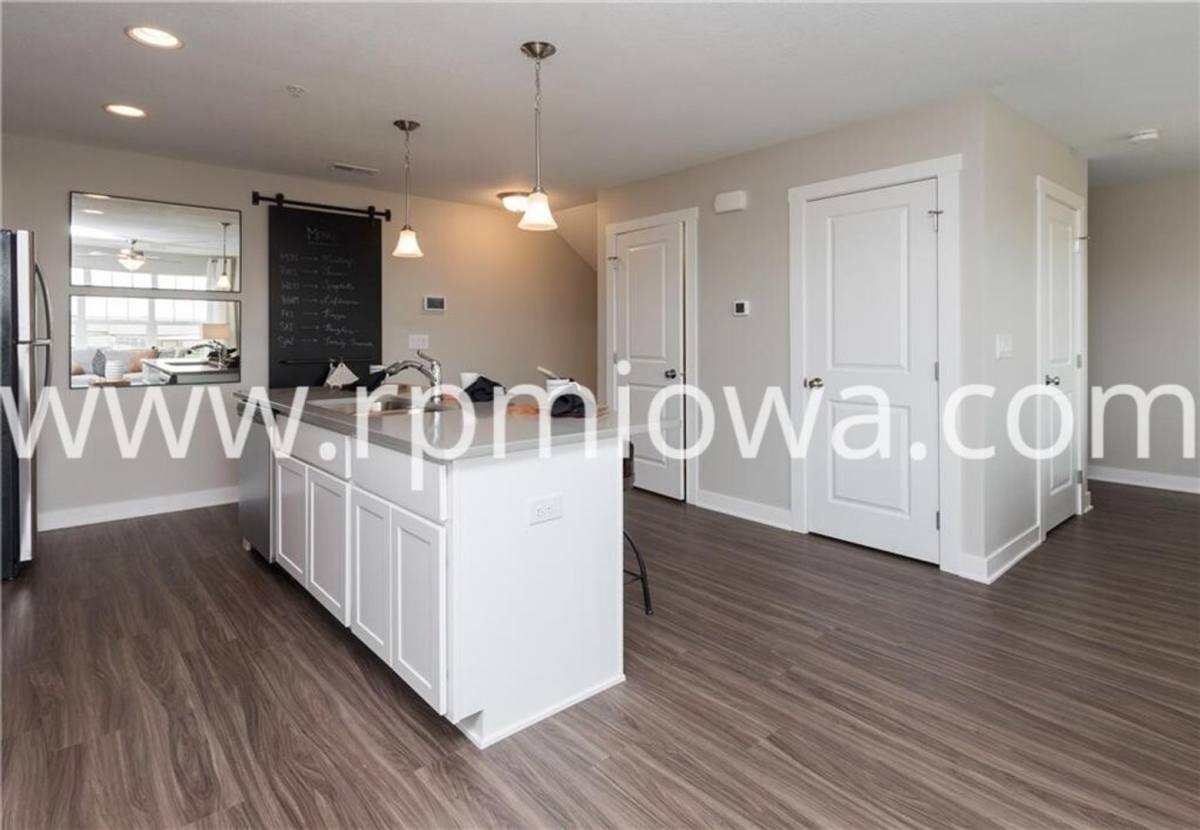Townhouse for rent at 159 NE 23rd Lane, Ankeny, IA 50021