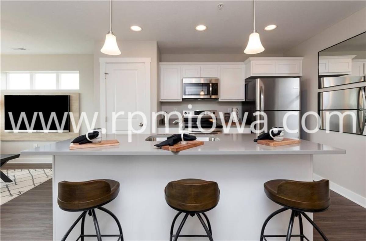 Townhouse for rent at 159 NE 23rd Lane, Ankeny, IA 50021