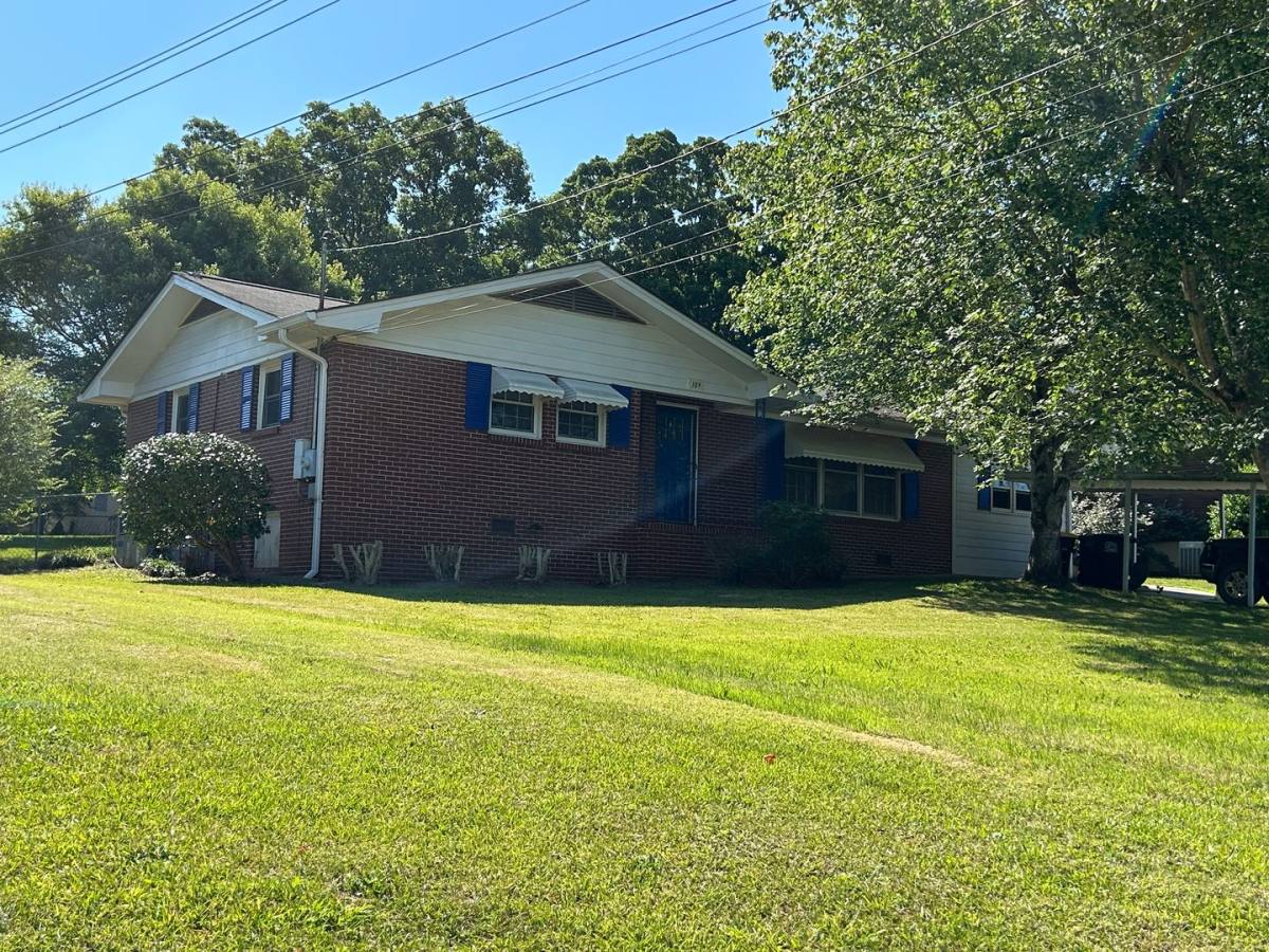 Apartment for rent at 2703 Lakeridge Circle NW, Rome, GA 30165