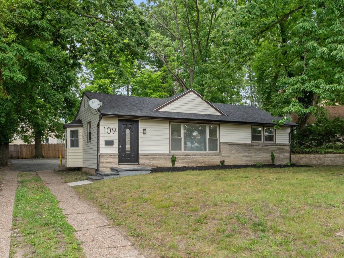 House for rent at 109 White Horse Pike N, Lawnside, NJ 08045