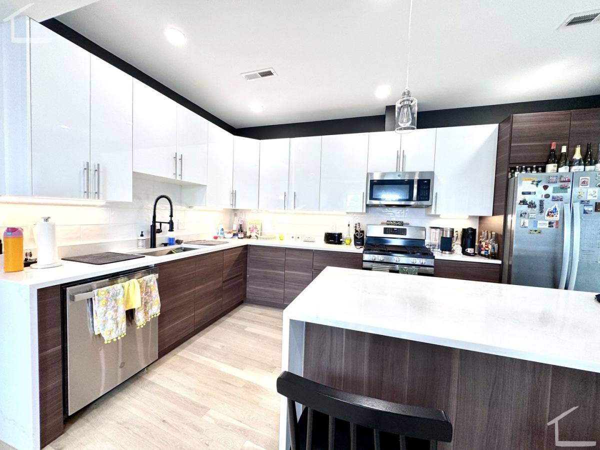 Apartment for rent at 9 University Rd #12, Brookline, MA 02445