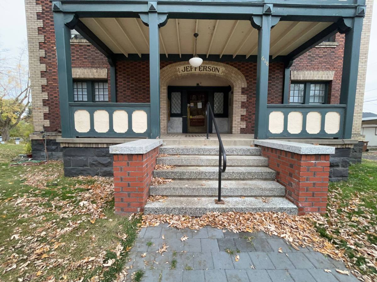 Apartment for rent at 618 S Jefferson St, Spokane, WA 99204