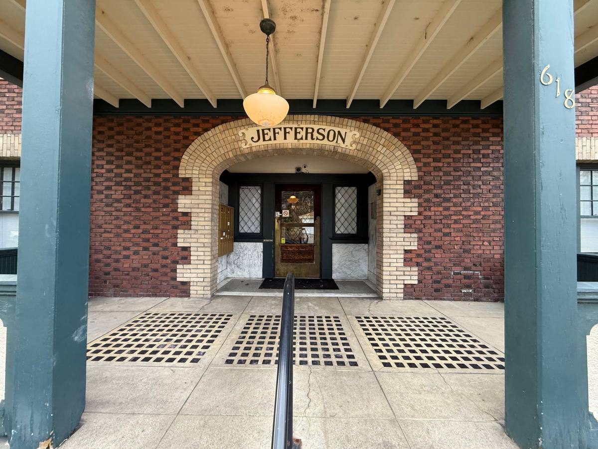 Apartment for rent at 618 S Jefferson St, Spokane, WA 99204
