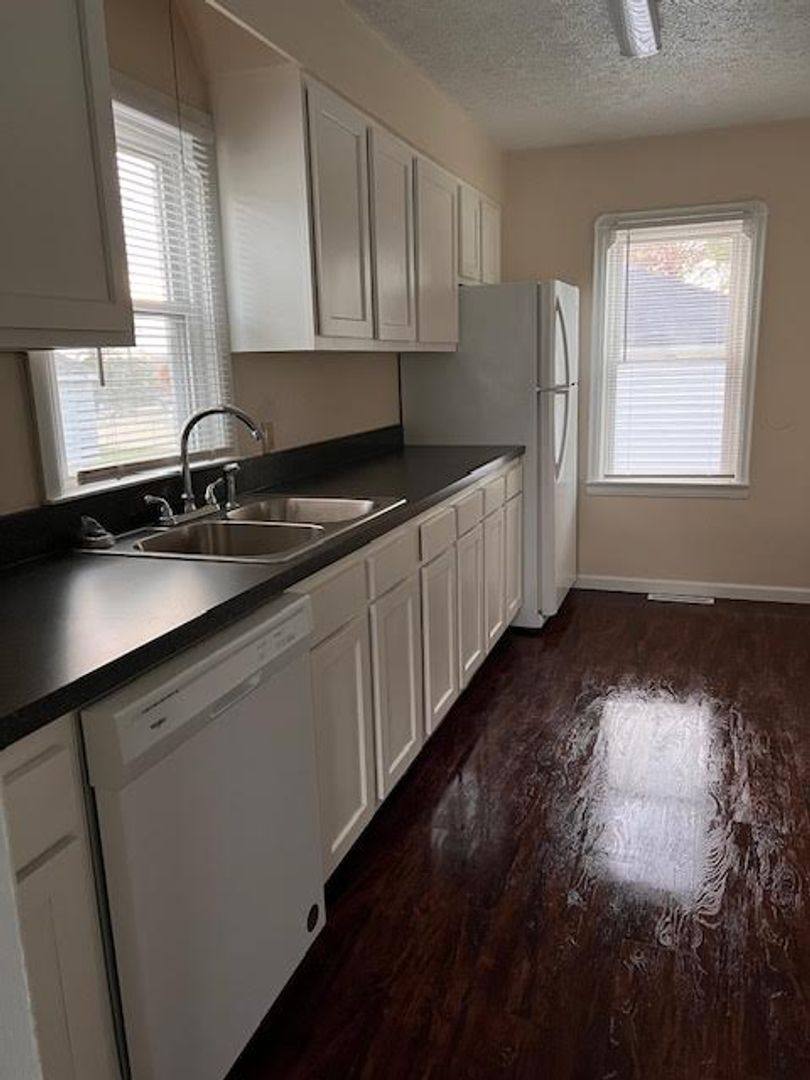 House for rent at 848 Lawrence Ave, Girard, OH 44420