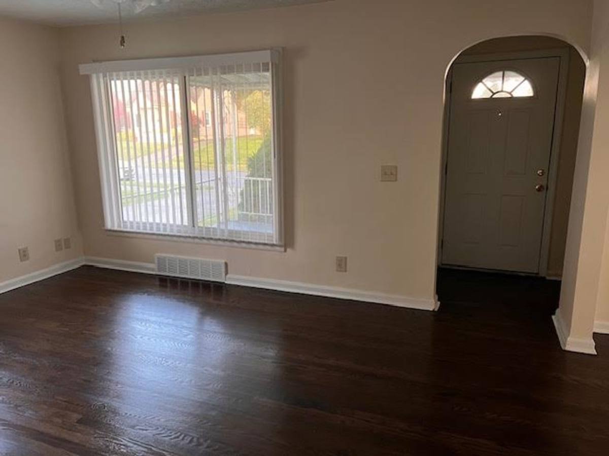 House for rent at 848 Lawrence Ave, Girard, OH 44420