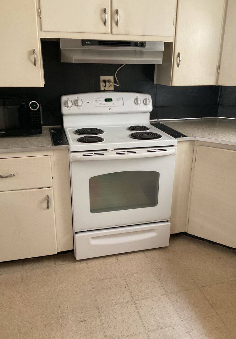 Apartment for rent at 326 E Orange St, Shippensburg, PA 17257