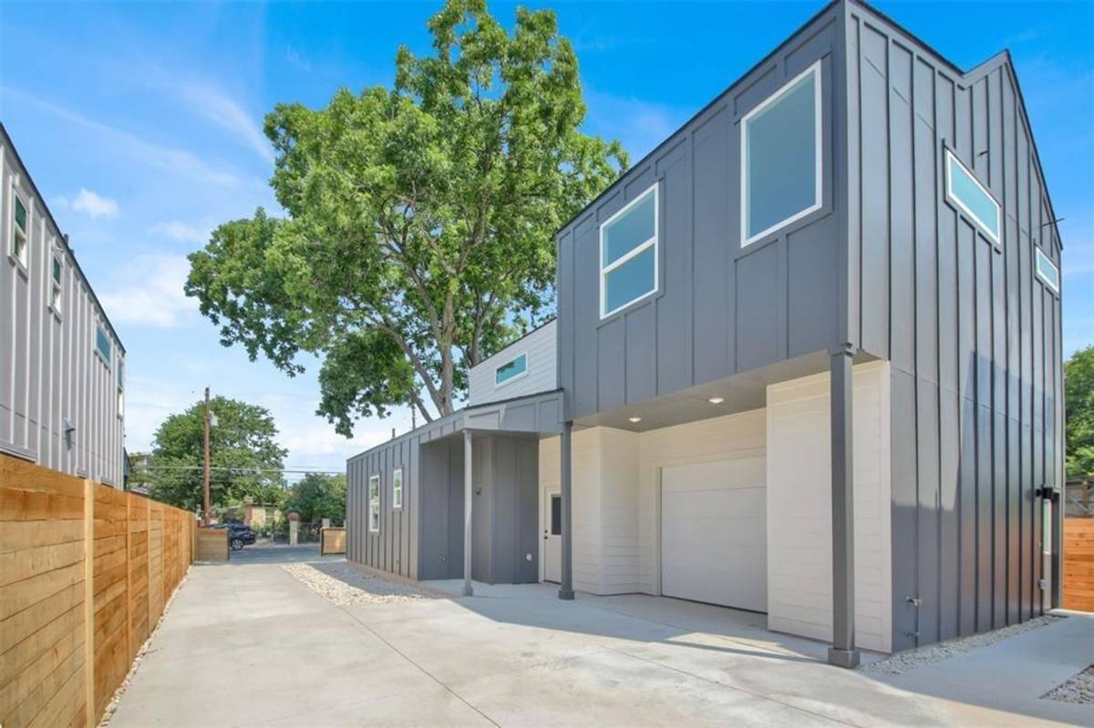 Apartment for rent at 7603 Carver Ave, Austin, TX 78752