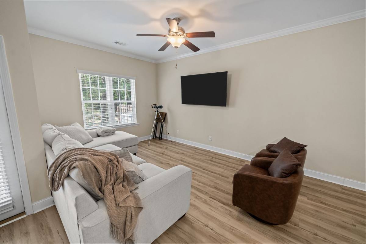 Townhouse for rent at 45 Horizon Lane, Richmond Hill, GA 31324