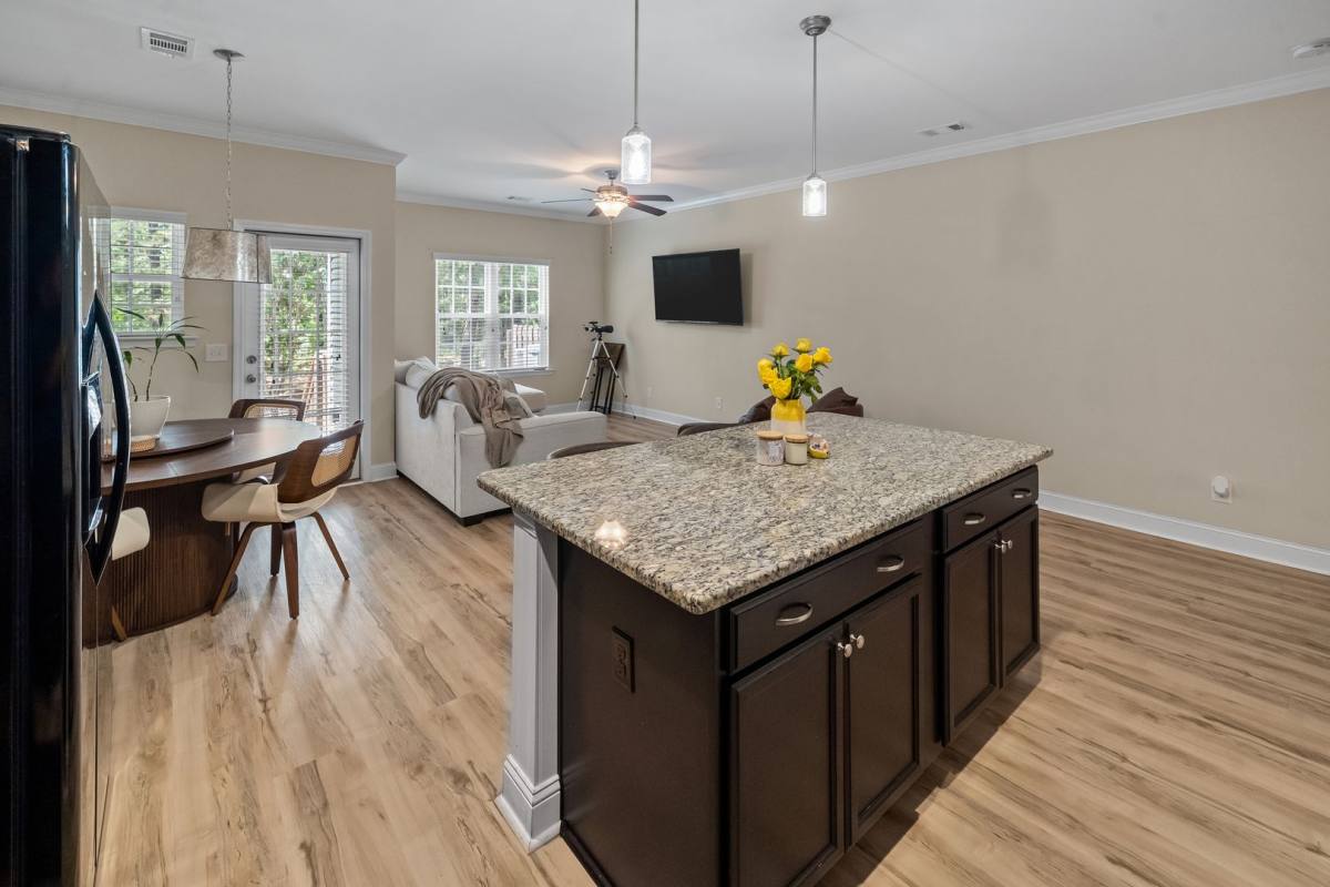 Townhouse for rent at 45 Horizon Lane, Richmond Hill, GA 31324