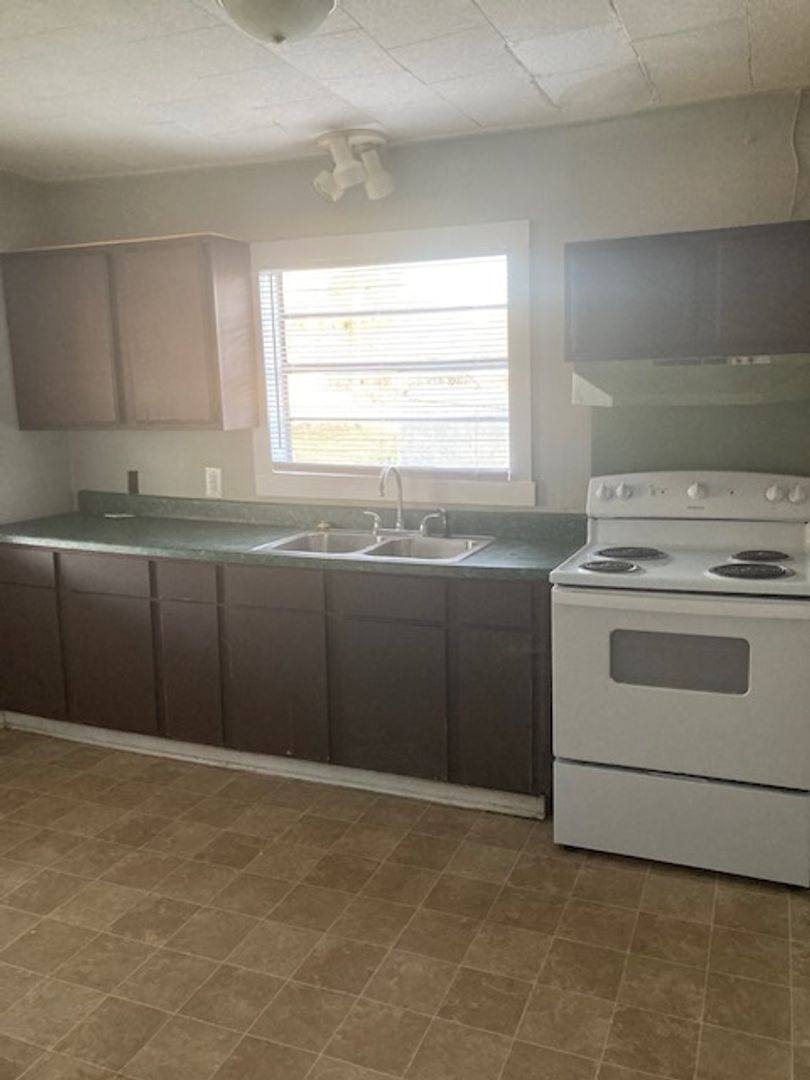 House for rent at 1412 Jo Ellen Circle, Gulfport, MS 39501