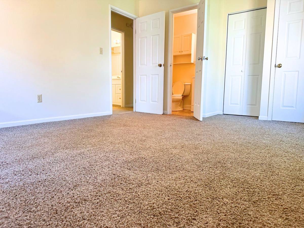 Apartment for rent at 101-140 Linden Lane, Mequon, WI 53092