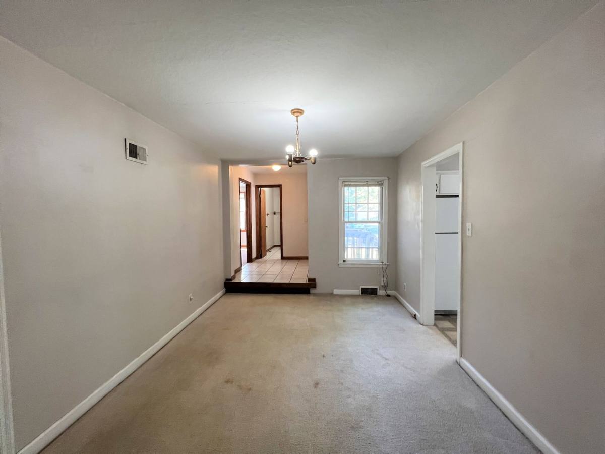 House for rent at 1117 Bertrand St, Manhattan, KS 66502