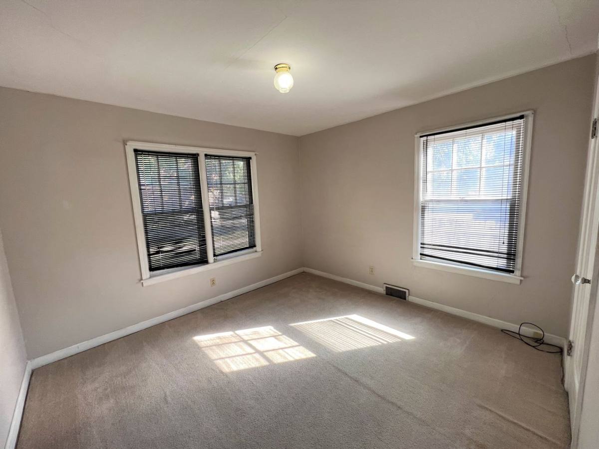 House for rent at 1117 Bertrand St, Manhattan, KS 66502