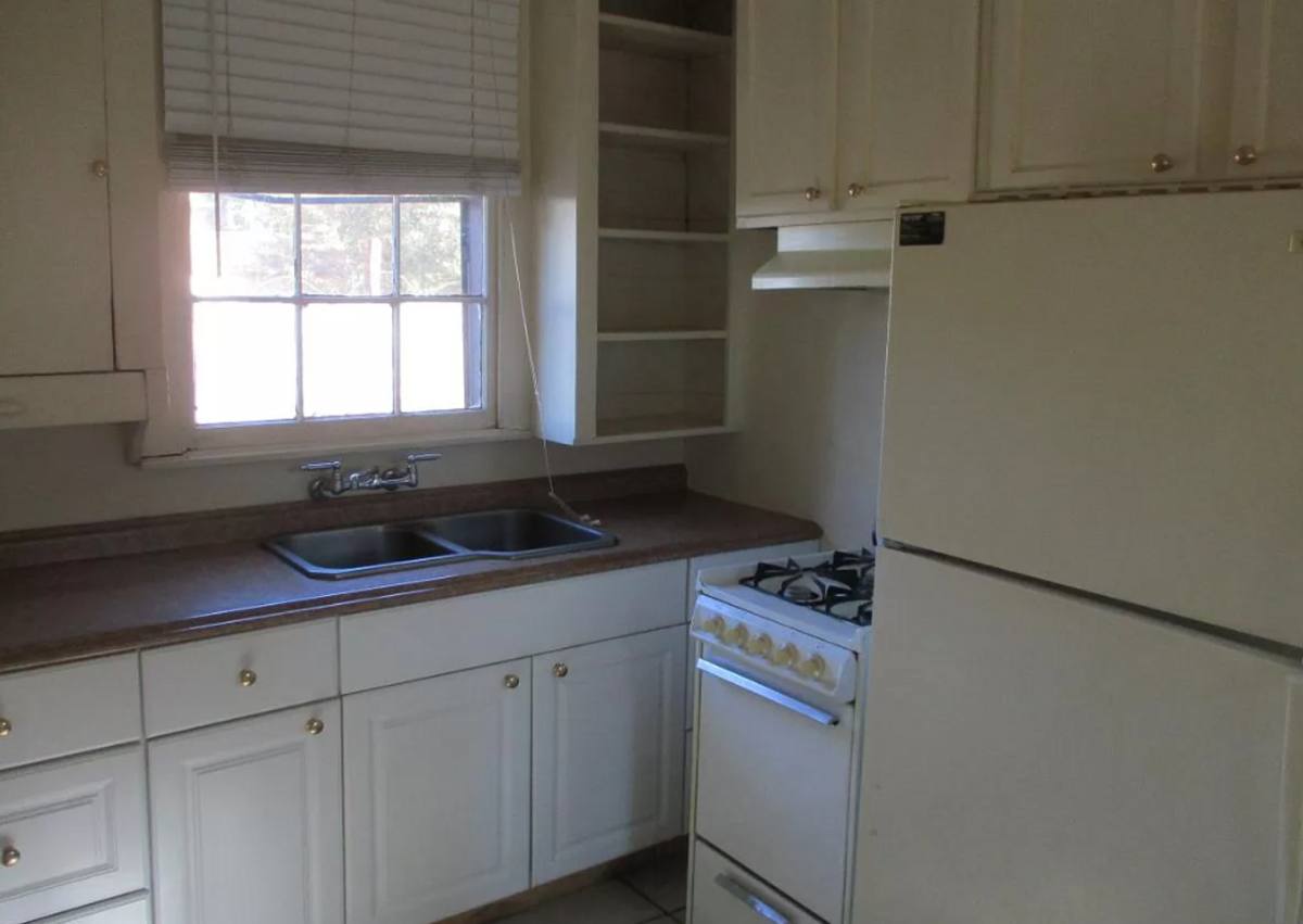 Apartment for rent at 826 Pomona Ave, Oroville, CA 95965