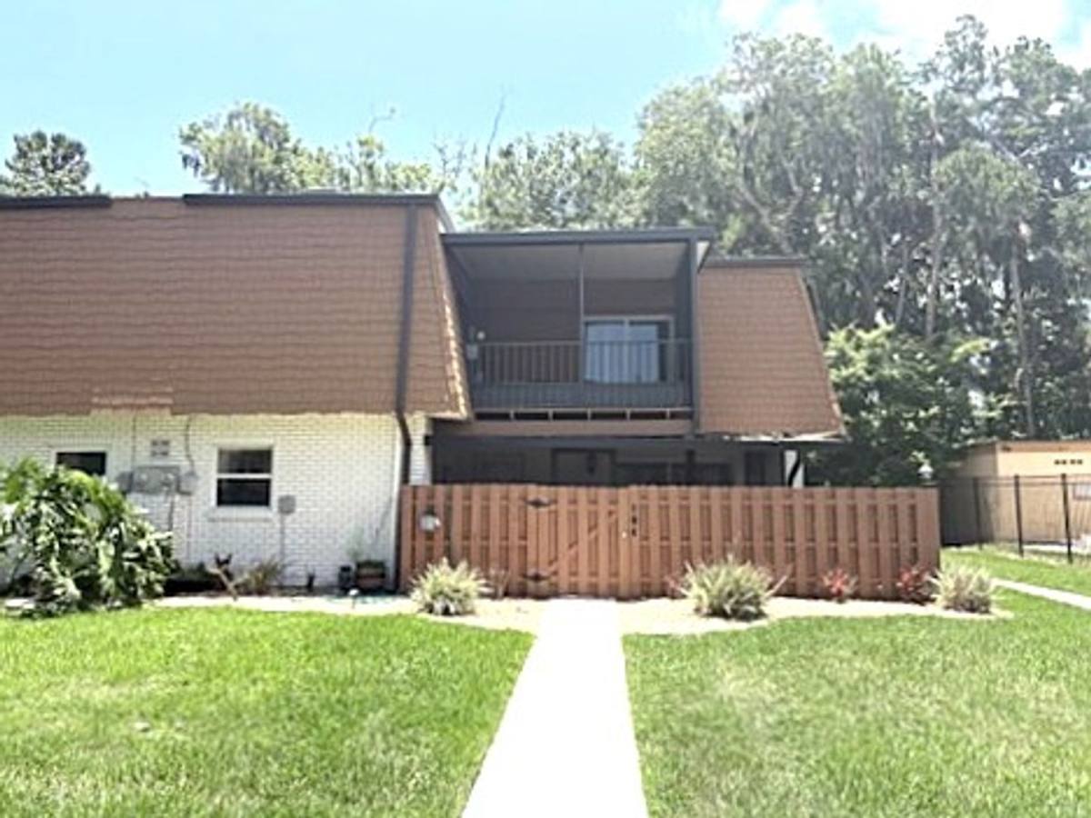 Townhouse for rent at 104 Moonstone Court, Port Orange, FL 32129
