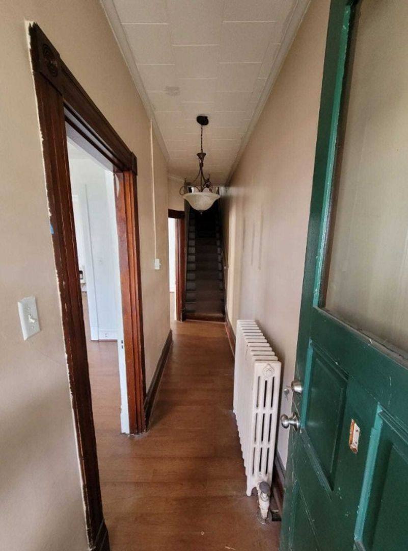 Apartment for rent at 211-213 Montgomery Ave, Pittston, PA 18643
