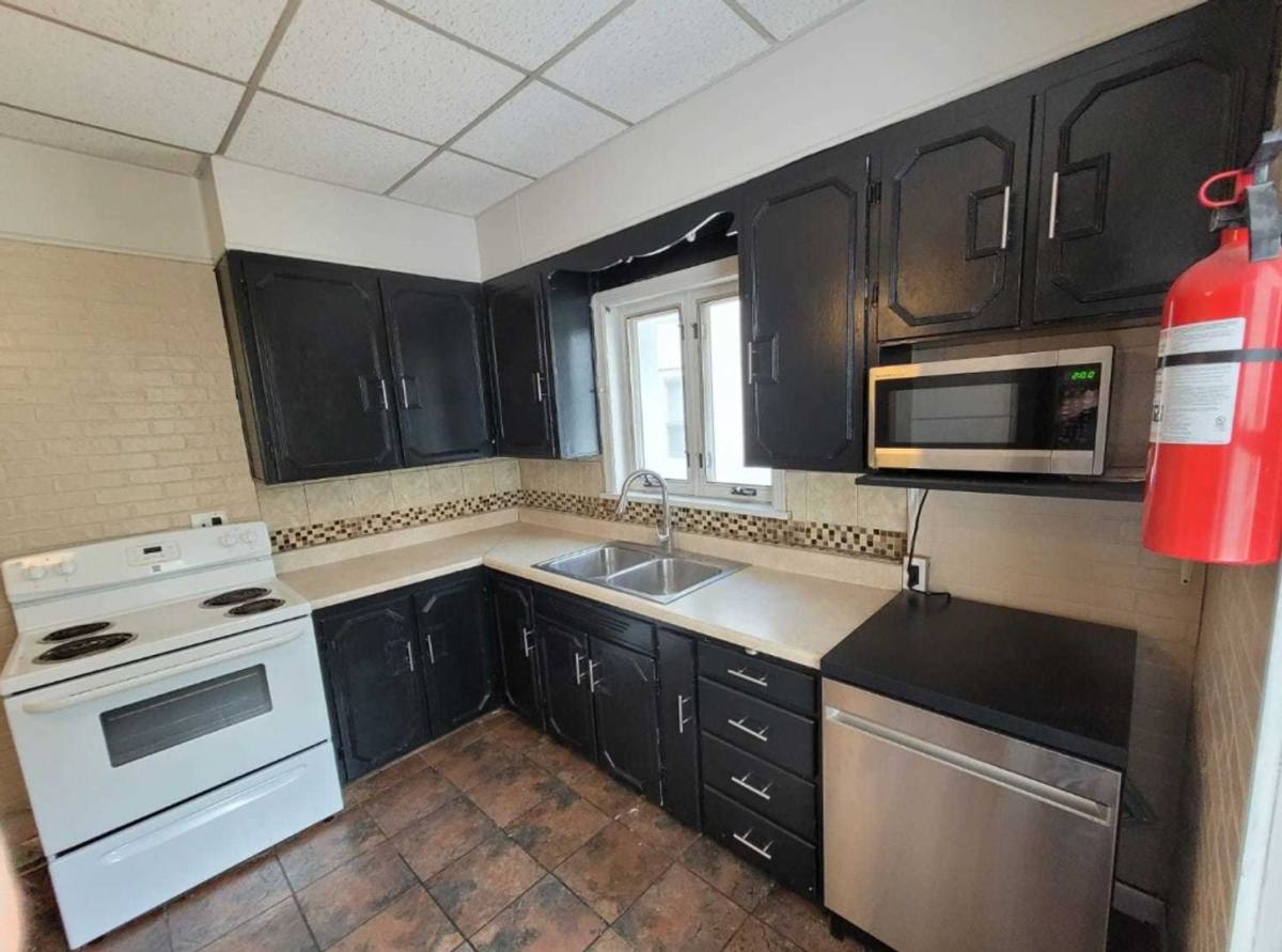 Apartment for rent at 211-213 Montgomery Ave, Pittston, PA 18643