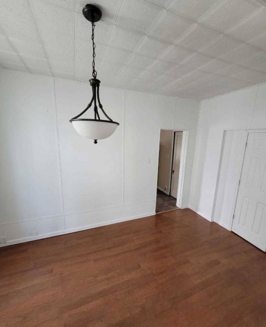 Apartment for rent at 211-213 Montgomery Ave, Pittston, PA 18643