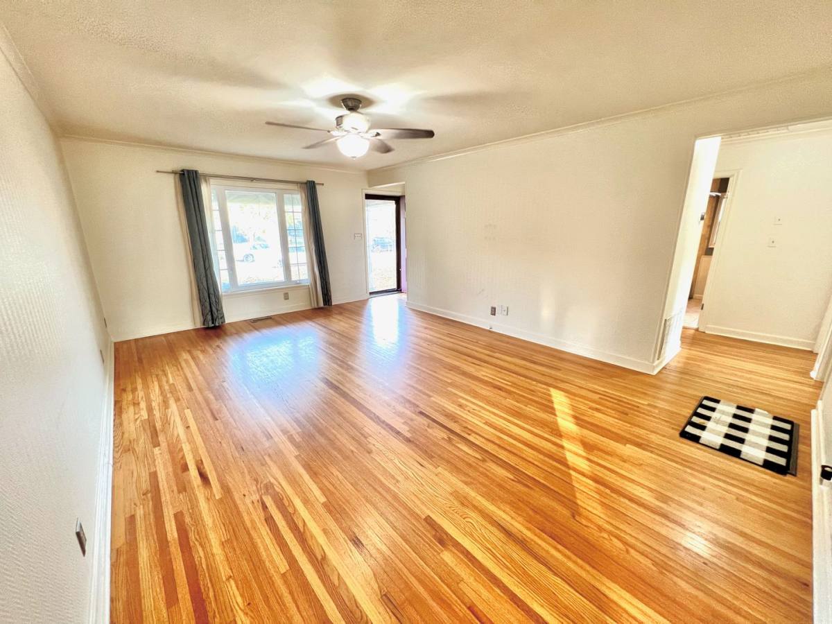 House for rent at 236 E 46th St, Tulsa, OK 74105