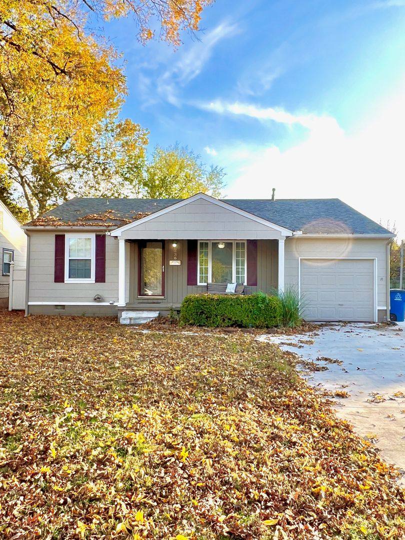 House for rent at 236 E 46th St, Tulsa, OK 74105