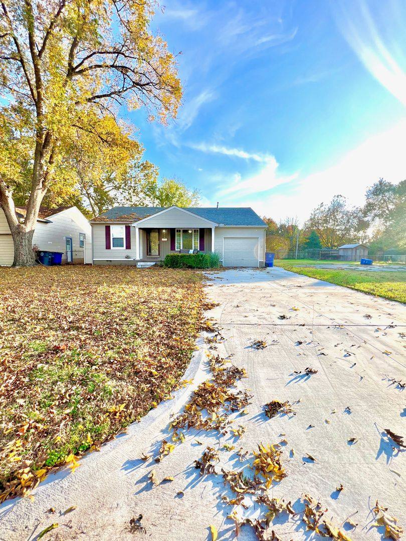 House for rent at 236 E 46th St, Tulsa, OK 74105