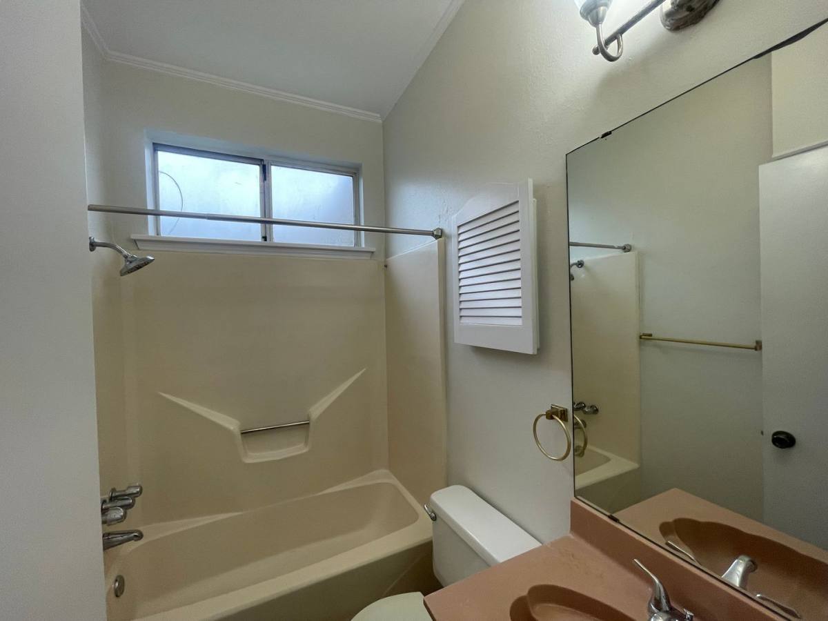 House for rent at 1416 Williamsburg Dr, Bossier City, LA 71112