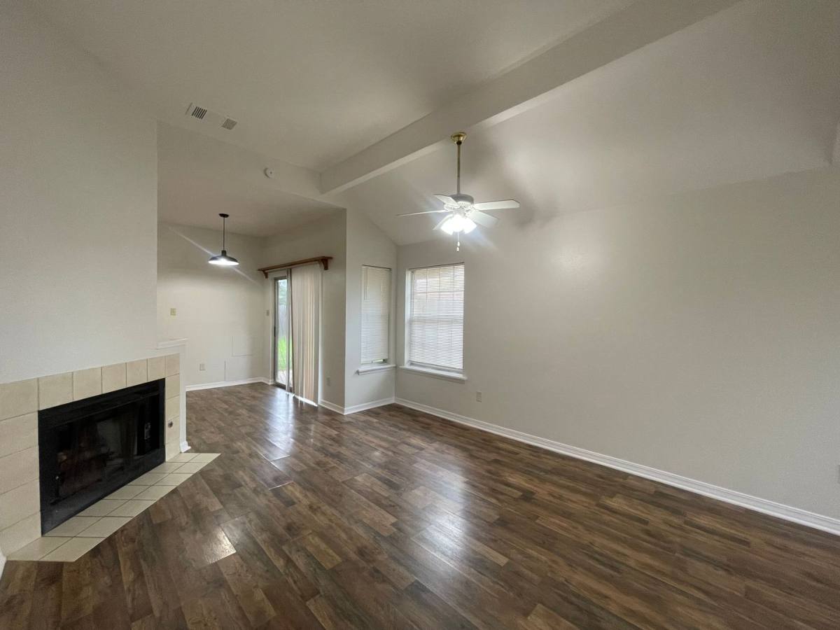 House for rent at 1416 Williamsburg Dr, Bossier City, LA 71112