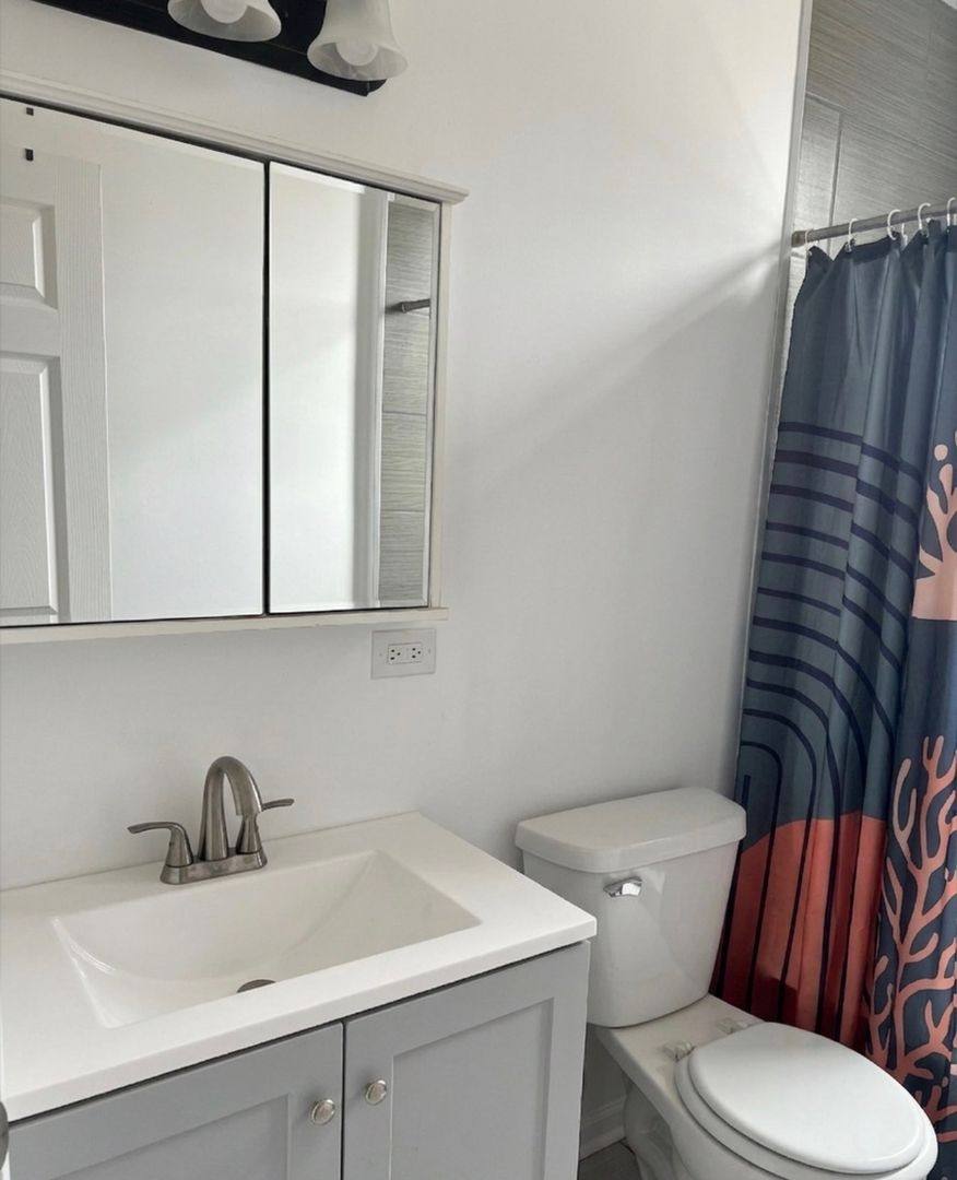 Apartment for rent at 1523 N Harding Ave, Chicago, IL 60651