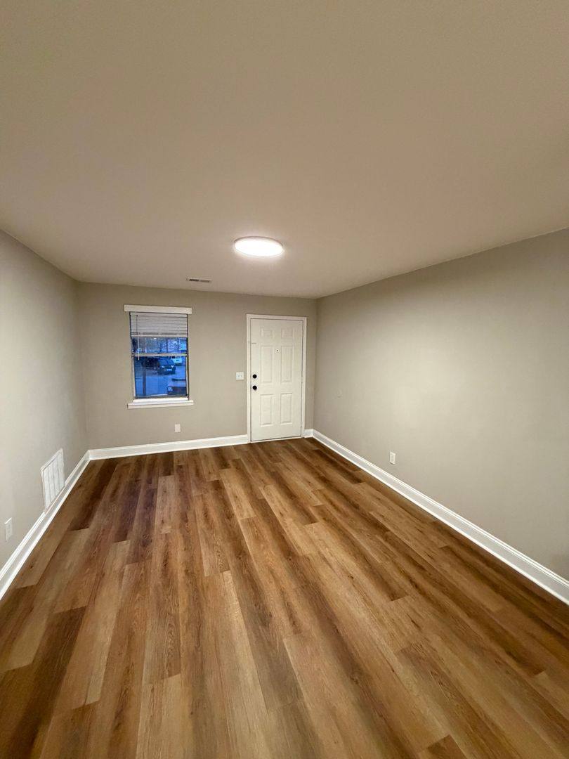 Apartment for rent at 5527 Read St, Charleston, SC 29406