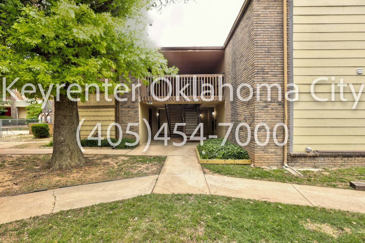 Townhouse for rent at 6554 N Meridian Ave, Crescent, OK 73028