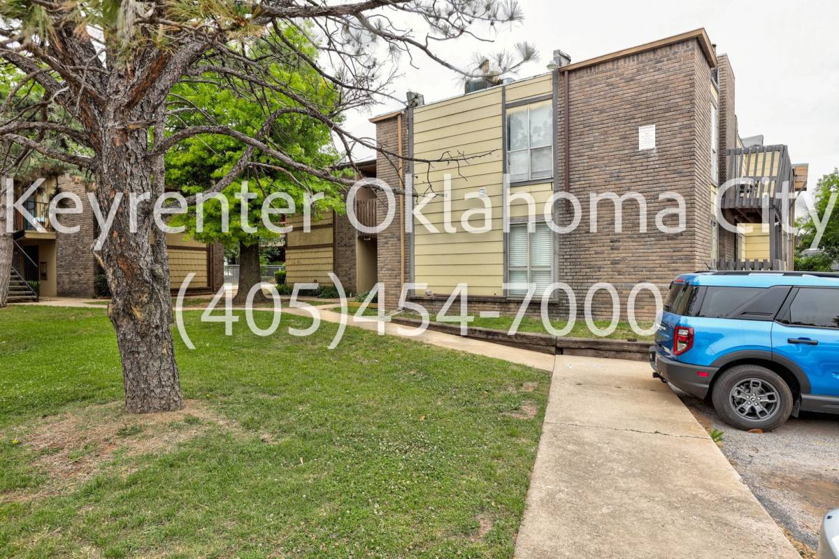 Townhouse for rent at 6554 N Meridian Ave, Crescent, OK 73028