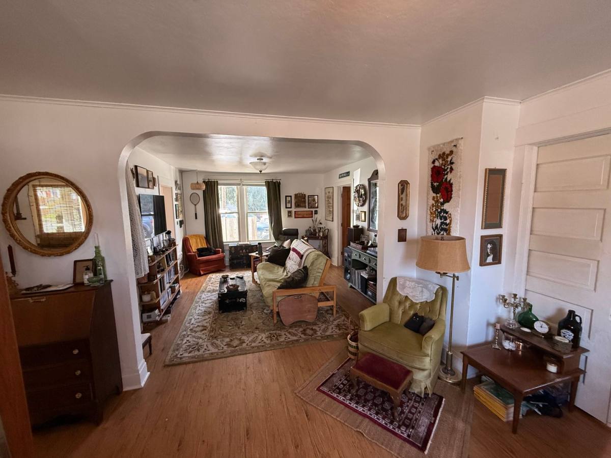 Apartment for rent at 1447 Ellis St, Bellingham, WA 98225