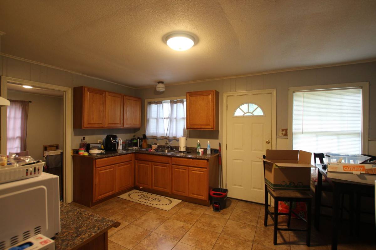House for rent at 2104 Old Sunnybrook Dr, Tyler, TX 75701