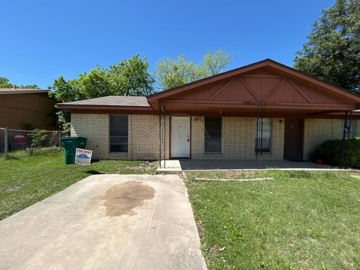 Townhouse for rent at 1504 Indian Trail, Harker Heights, TX 76548