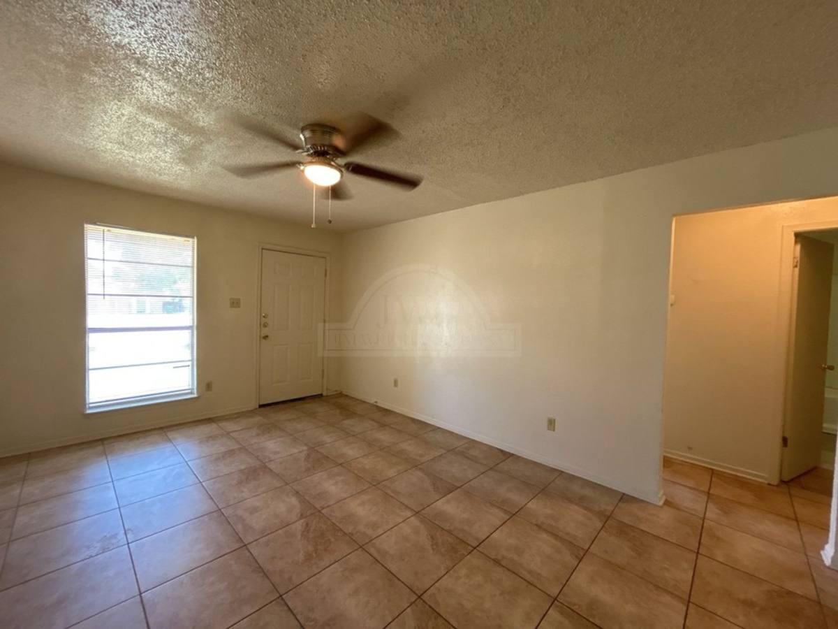 Townhouse for rent at 1504 Indian Trail, Harker Heights, TX 76548