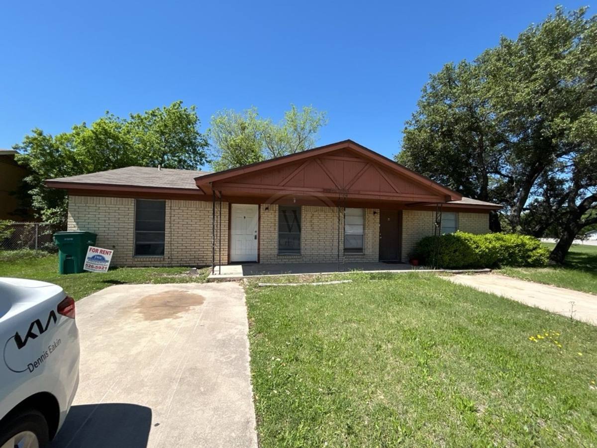 Townhouse for rent at 1504 Indian Trail, Harker Heights, TX 76548