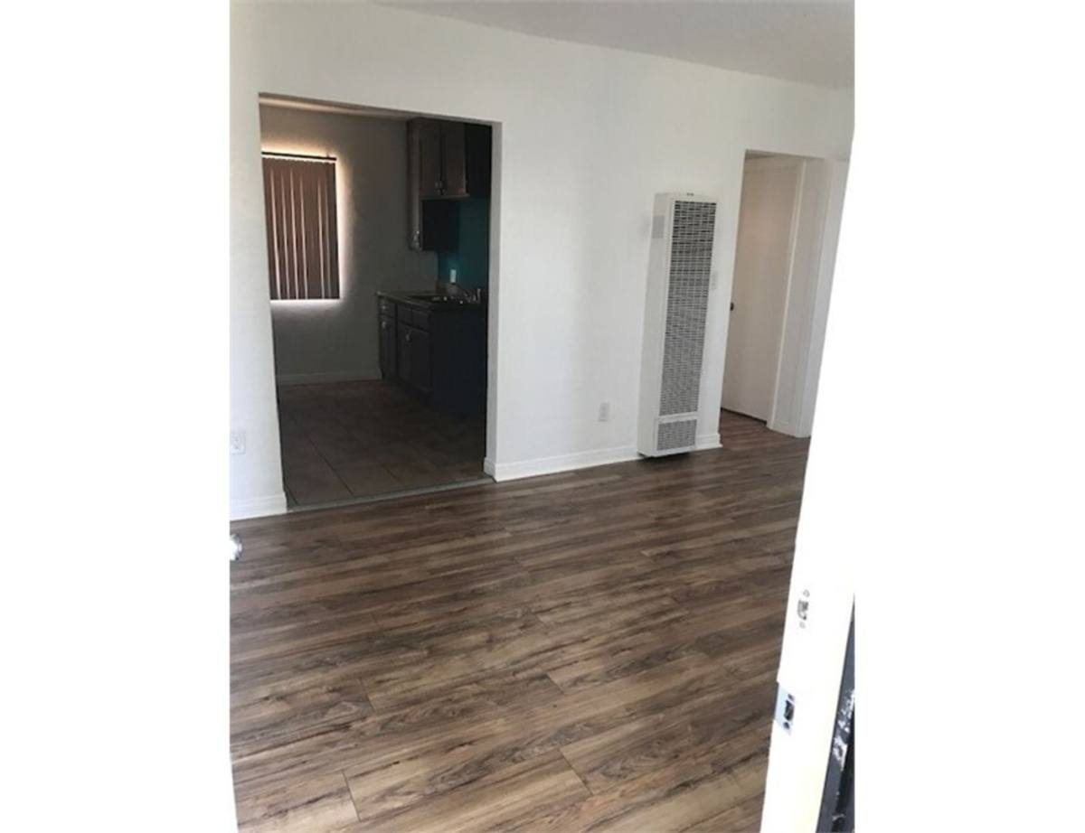 Apartment for rent at 1150 W 88th St, Los Angeles, CA 90044