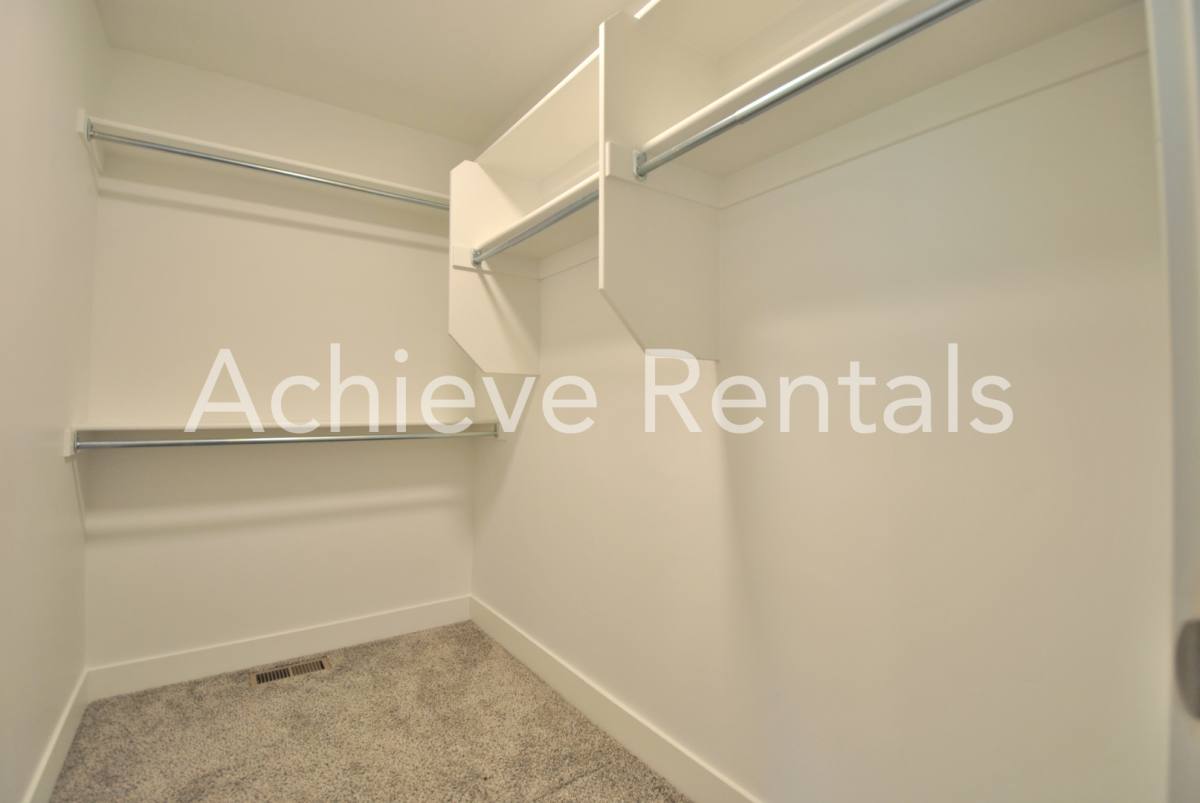 Townhouse for rent at 419 W 25 N, Providence, UT 84332