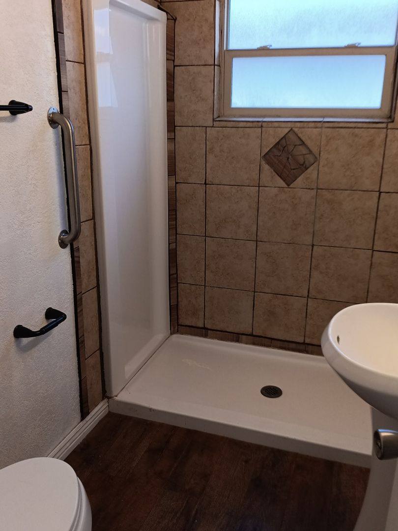 House for rent at 4449 3rd St NW, Albuquerque, NM 87107