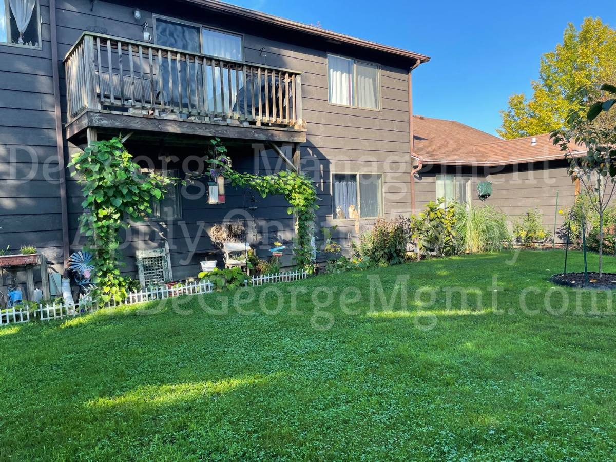 Apartment for rent at 311 Washington St, Newark, NY 14513