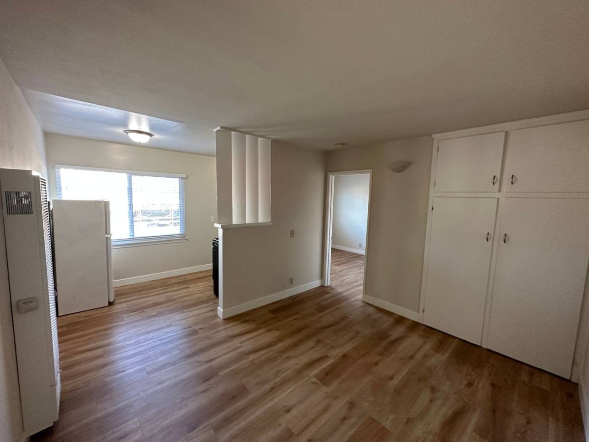 880 Park Dr, Mountain View, CA 94040 - Apartment for Rent - Image 6