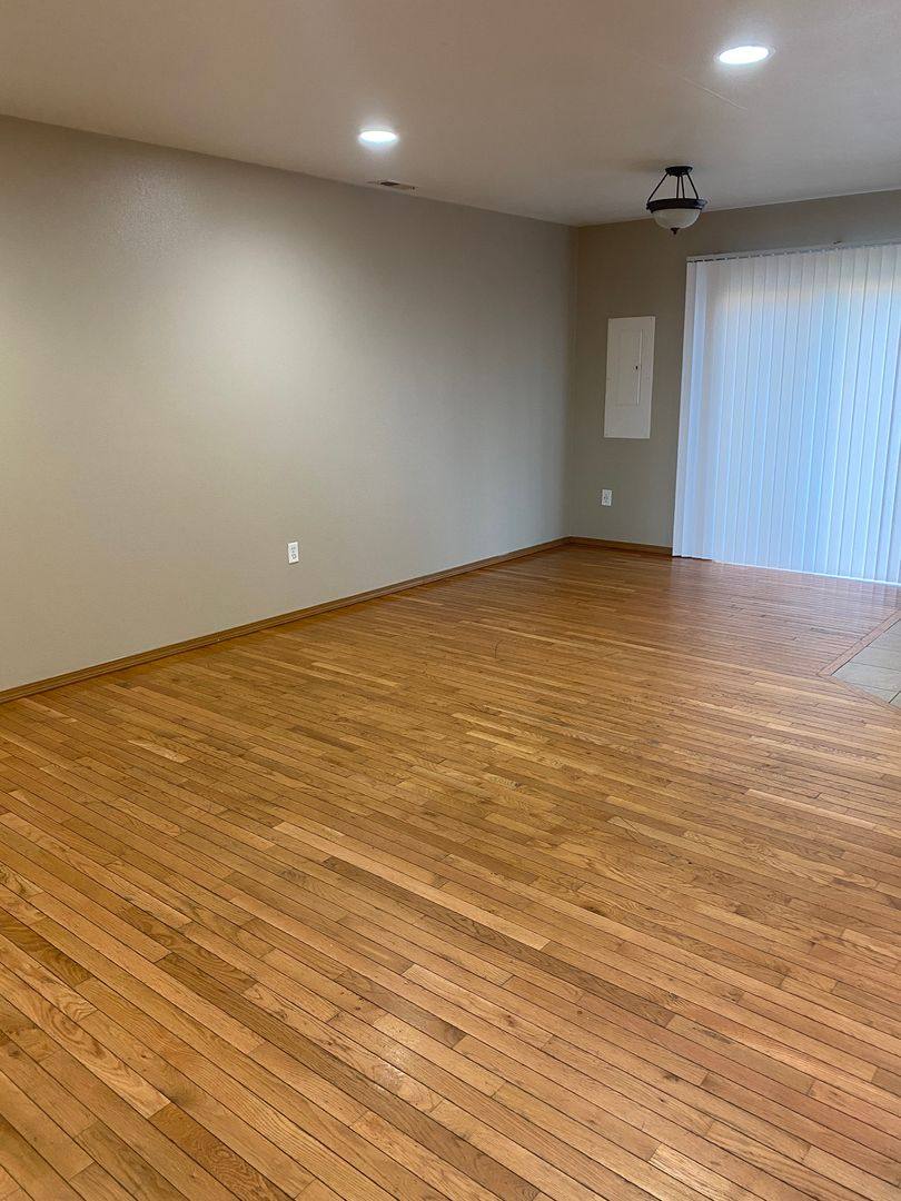 Apartment for rent at 1626 & 1628 W Lee St, Moses Lake, WA 98837