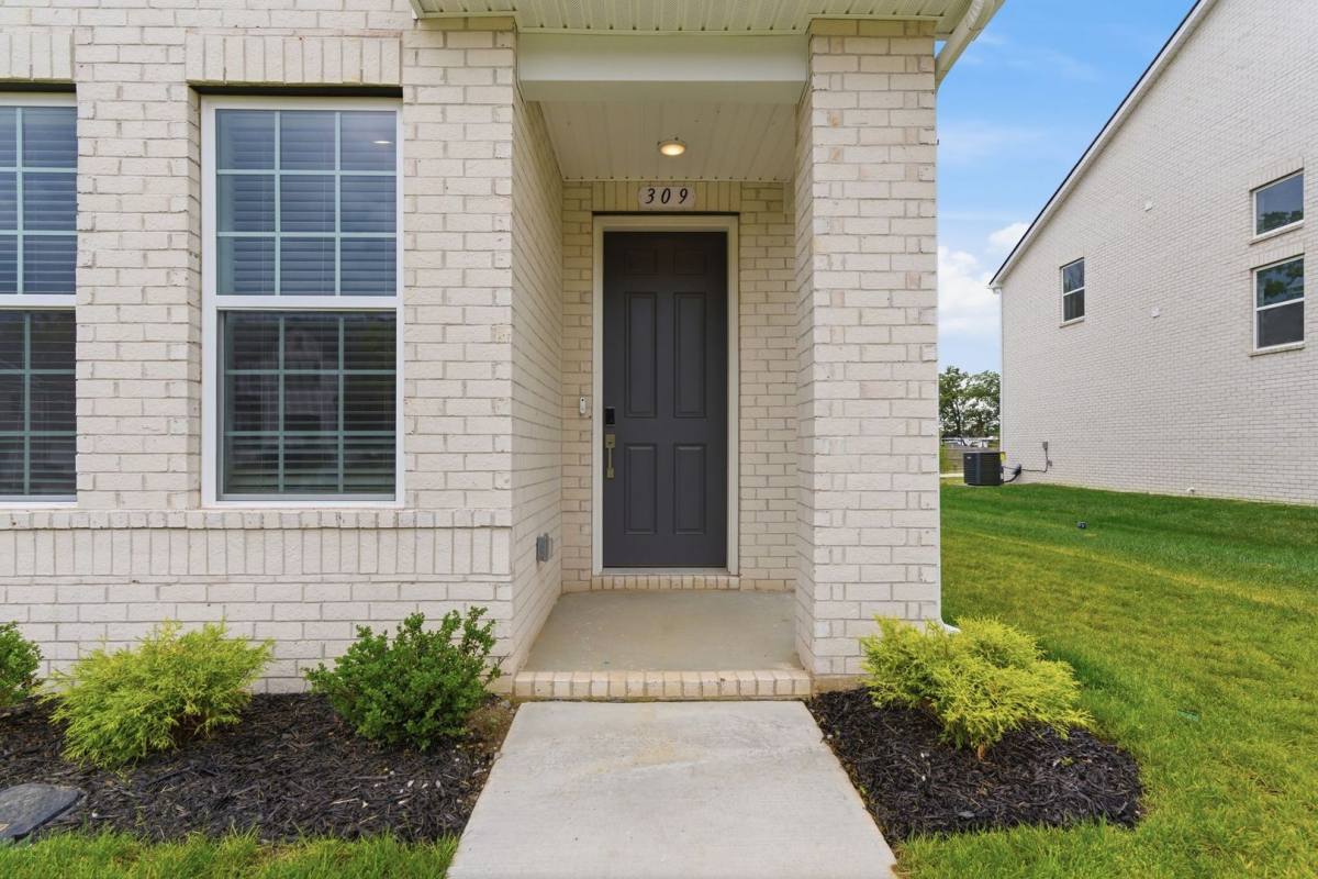 Townhouse for rent at 309 Lynwood Station Blvd, Mount Juliet, TN 37122