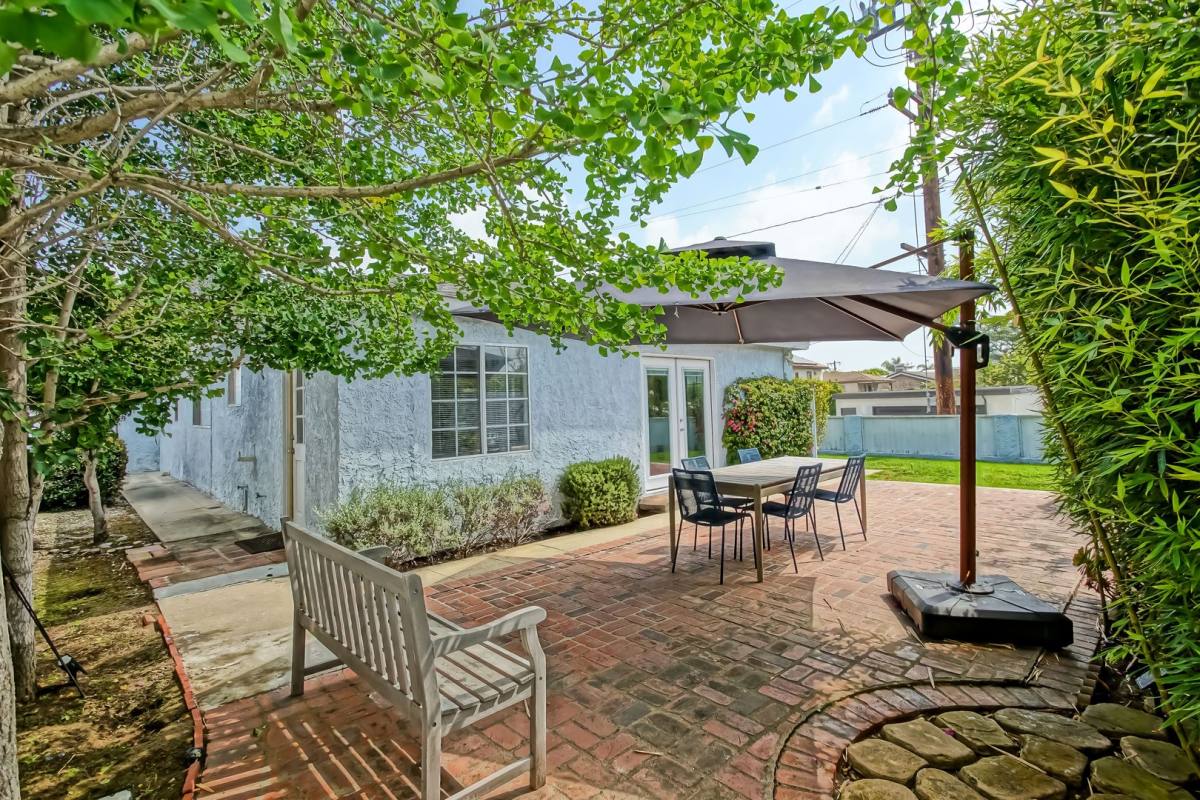 House for rent at 615 N Peck Ave, Manhattan Beach, CA 90266