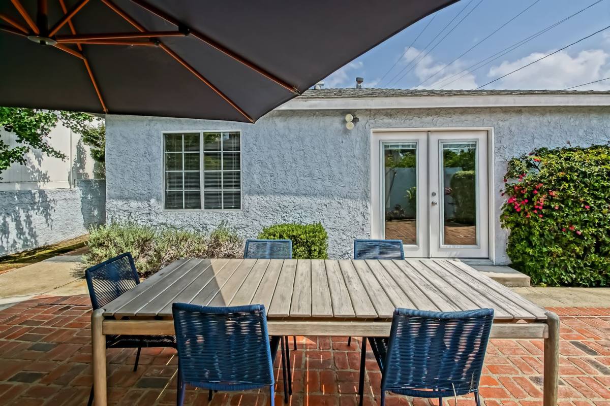 House for rent at 615 N Peck Ave, Manhattan Beach, CA 90266