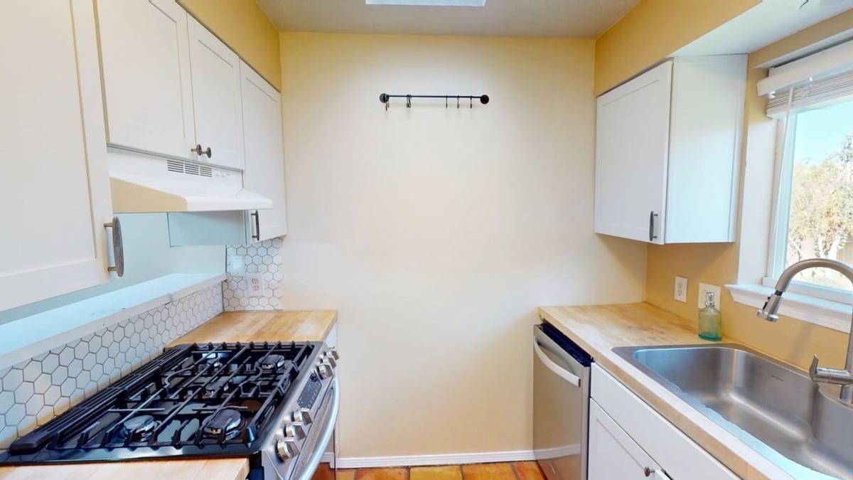 House for rent at 1259 Senda Del Valle, Santa Fe, NM 87507