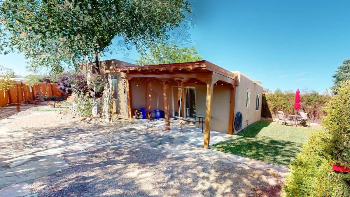 House for rent at 1259 Senda Del Valle, Santa Fe, NM 87507