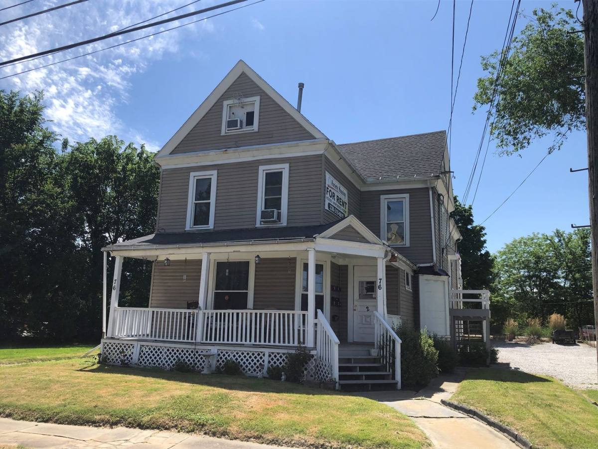 Apartment for rent at 76 Adolph St, Akron, OH 44304