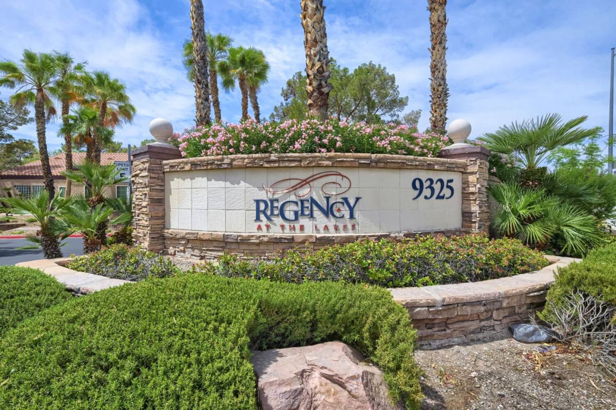 Condo for rent at 9325 W Desert Inn, Las Vegas, NV 89117